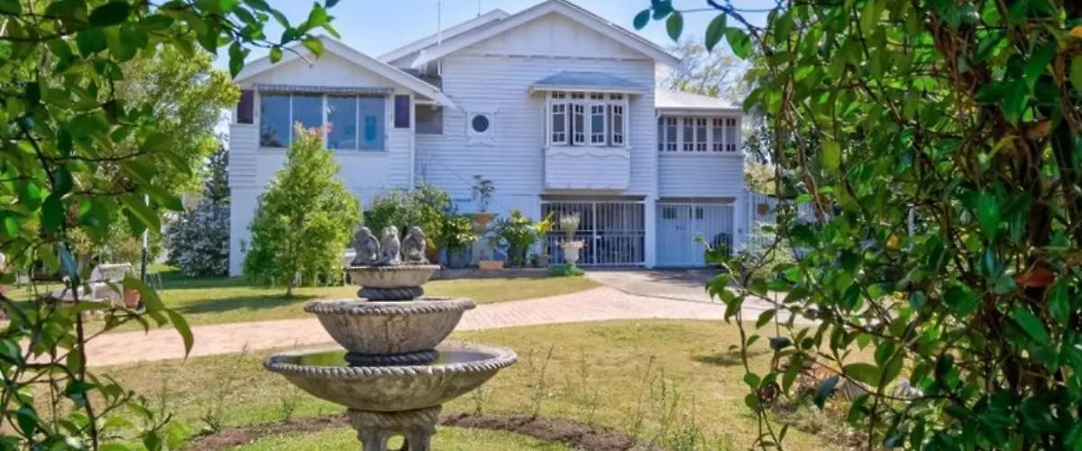 Kenilworth House Offering 2 Suites Australia
